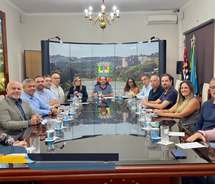 Carioca Engenharia participa de reunião com o prefeito de Bragança Paulista 